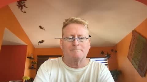 Hola online show from 02/25/26, 04:49