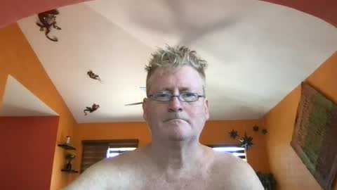 Snapshot of tomascausa chatting on 07/04/26, 06:14 Hola online show from 07/04/26, 06:14