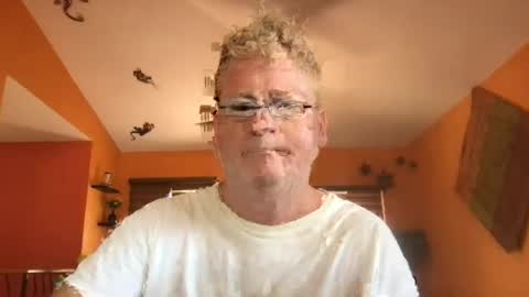 Snapshot of tomascausa chatting on 08/01/26, 06:07 Hola online show from 08/01/26, 06:07
