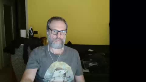 Snapshot of tomasmilian77 chatting on 03/08/25, 01:06 Tomas Milian online show from 03/08/25, 01:06