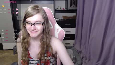 tomato_tease online show from 03/04/25, 10:38