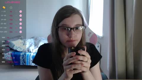 Snapshot of tomato_tease chatting on 05/14/26, 10:44 tomato_tease online show from 05/14/26, 10:44