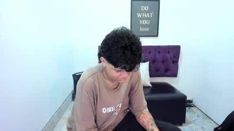 Snapshot of tomboy_natali chatting on 05/06/26, 07:08 IAN SAYD online show from 05/06/26, 07:08