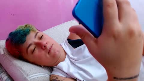 Blue online show from 10/21/25, 06:30