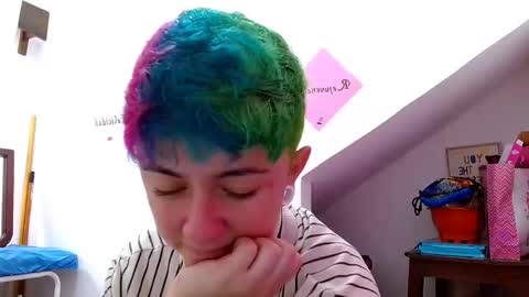 Blue online show from 10/26/25, 03:07