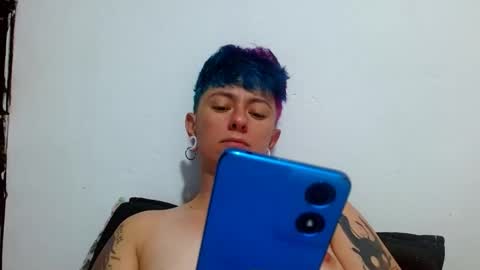 Blue online show from 06/09/26, 06:41