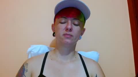Snapshot of tomboyblue chatting on 07/27/26, 03:41 Blue online show from 07/27/26, 03:41