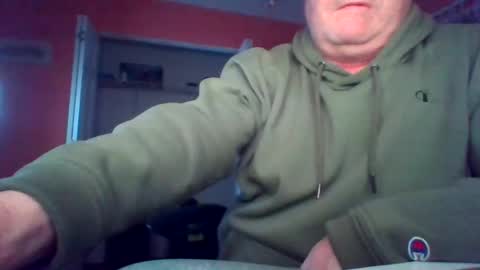 tomcat4848 online show from 02/14/25, 04:04