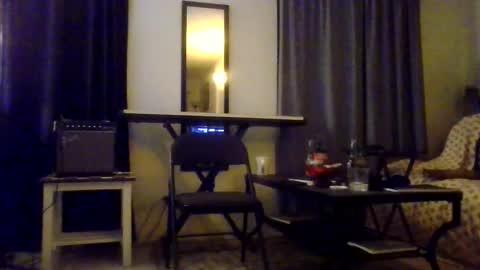 Snapshot of tomcatsawyer chatting on 05/01/26, 06:29 sirmuggsalot online show from 05/01/26, 06:29