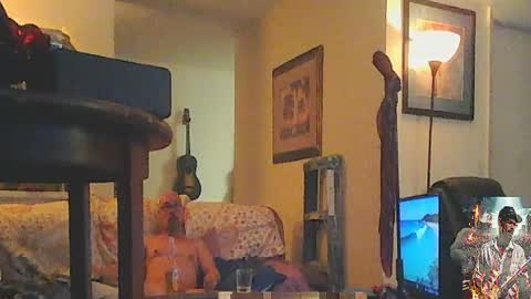 Snapshot of tomcatsawyer chatting on 05/17/26, 06:22 sirmuggsalot online show from 05/17/26, 06:22