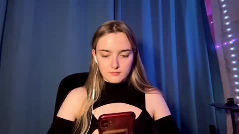 Snapshot of tomekamonteith chatting on 03/01/26, 07:05 Sofia online show from 03/01/26, 07:05