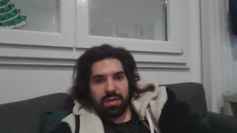 Snapshot of tomgarnier33980 chatting on 12/18/25, 02:45 racab online show from 12/18/25, 02:45