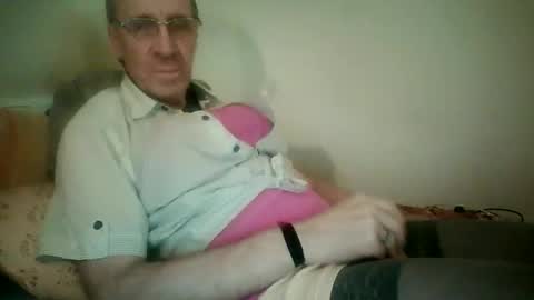 tomislav321 online show from 04/18/26, 09:59