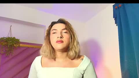   online show from 10/28/25, 01:47