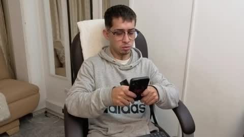 Tomas online show from 03/10/26, 04:06