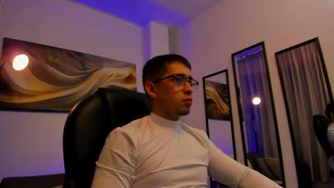 Snapshot of tommas_johnson chatting on 05/02/26, 11:48 Tomas online show from 05/02/26, 11:48