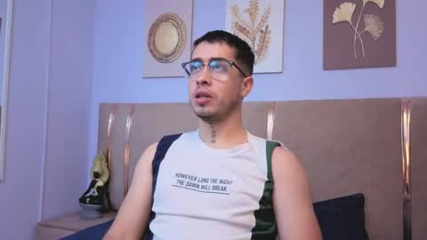 Snapshot of tommas_johnson chatting on 05/19/26, 12:11 Tomas online show from 05/19/26, 12:11