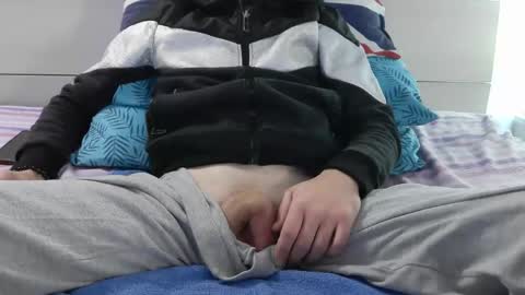 Snapshot of tommaso9046 chatting on 03/01/26, 03:03 tommaso9046 online show from 03/01/26, 03:03