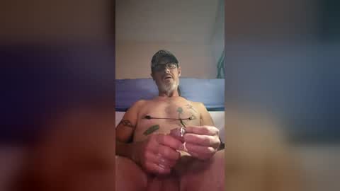 tommgunn25 online show from 06/12/26, 06:12
