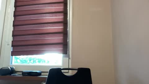 tommilovee online show from 04/04/26, 07:50