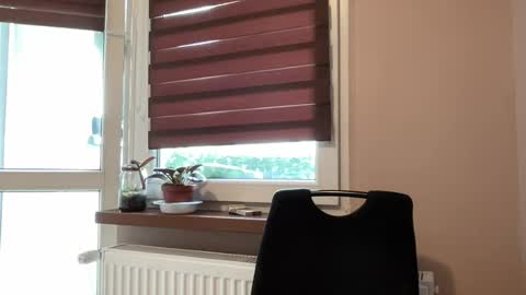 tommilovee online show from 07/22/26, 12:08