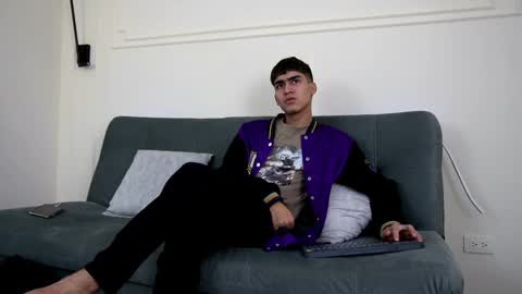 Tommy  online show from 02/16/25, 06:43