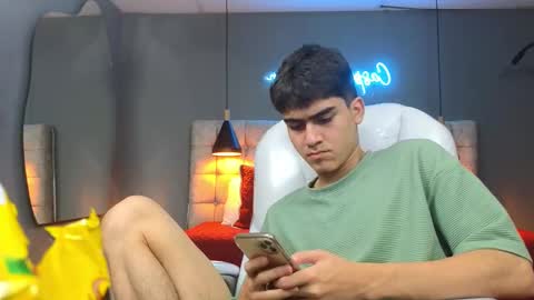 Tommy  online show from 02/25/25, 08:47