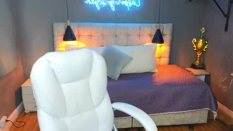 Tommy  online show from 03/06/25, 07:03