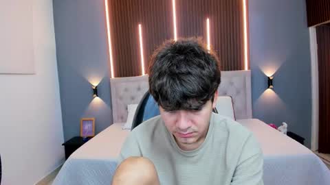 Tommy  online show from 12/16/25, 03:33