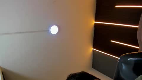 Snapshot of tommy18__ chatting on 01/13/26, 03:23 Tommy online show from 01/13/26, 03:23