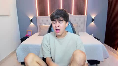 Snapshot of tommy18__ chatting on 02/03/26, 03:26 Tommy online show from 02/03/26, 03:26