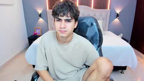 Snapshot of tommy18__ chatting on 02/06/26, 03:22 Tommy online show from 02/06/26, 03:22