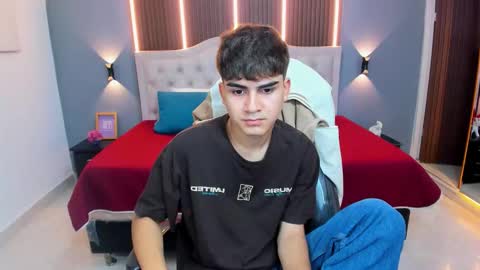 Snapshot of tommy18__ chatting on 02/13/26, 03:46 Tommy online show from 02/13/26, 03:46