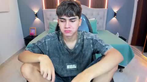 Snapshot of tommy18__ chatting on 02/28/26, 03:29 Tommy online show from 02/28/26, 03:29