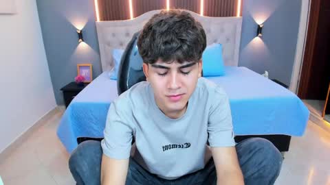 Tommy  online show from 04/23/26, 03:52