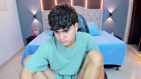 Tommy  online show from 04/24/26, 03:53