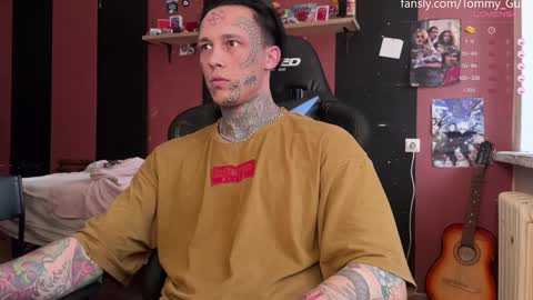 Snapshot of tommy__gun_ chatting on 12/20/24, 09:43 Tommy and Katana online show from 12/20/24, 09:43