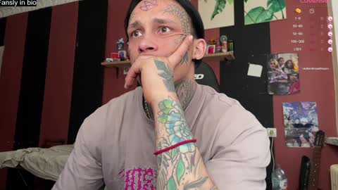 Snapshot of tommy__gun_ chatting on 12/23/24, 12:19 Tommy and Katana online show from 12/23/24, 12:19