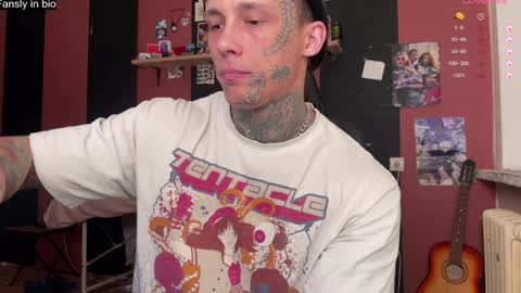 Snapshot of tommy__gun_ chatting on 12/24/24, 02:54 Tommy and Katana online show from 12/24/24, 02:54