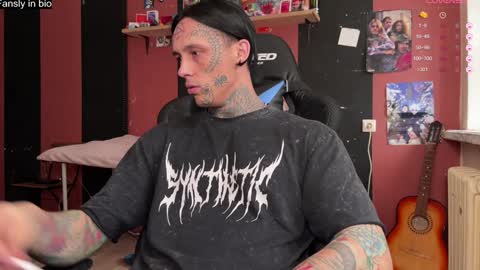 Snapshot of tommy__gun_ chatting on 12/26/24, 12:05 Tommy and Katana online show from 12/26/24, 12:05