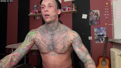 Snapshot of tommy__gun_ chatting on 12/26/24, 03:10 Tommy and Katana online show from 12/26/24, 03:10