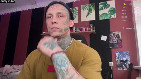 Snapshot of tommy__gun_ chatting on 12/29/24, 10:23 Tommy and Katana online show from 12/29/24, 10:23