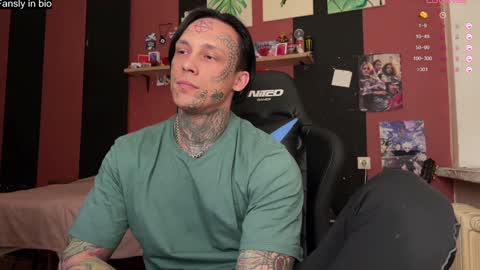 Snapshot of tommy__gun_ chatting on 12/30/24, 01:25 Tommy and Katana online show from 12/30/24, 01:25