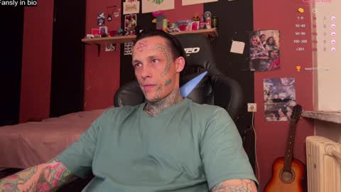 Snapshot of tommy__gun_ chatting on 12/30/24, 07:42 Tommy and Katana online show from 12/30/24, 07:42