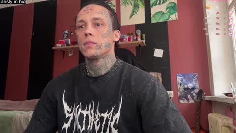 Snapshot of tommy__gun_ chatting on 01/11/25, 08:11 Tommy and Katana online show from 01/11/25, 08:11