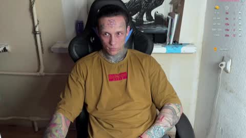 Snapshot of tommy__gun_ chatting on 01/14/25, 03:04 Tommy and Katana online show from 01/14/25, 03:04