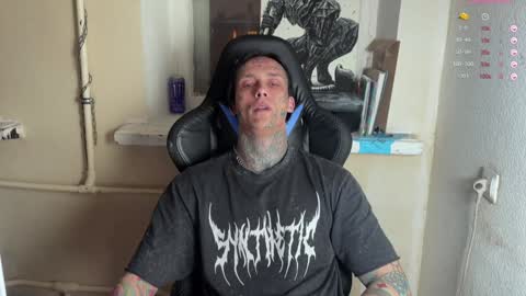 Snapshot of tommy__gun_ chatting on 01/15/25, 02:13 Tommy and Katana online show from 01/15/25, 02:13