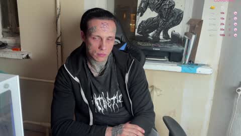 Snapshot of tommy__gun_ chatting on 01/15/25, 05:26 Tommy and Katana online show from 01/15/25, 05:26