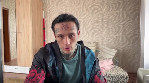 Snapshot of tommy__gun_ chatting on 01/23/25, 08:04 Tommy and Katana online show from 01/23/25, 08:04