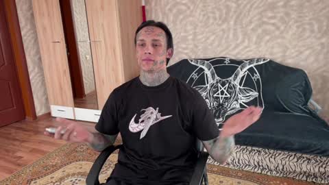 Snapshot of tommy__gun_ chatting on 01/26/25, 07:53 Tommy and Katana online show from 01/26/25, 07:53